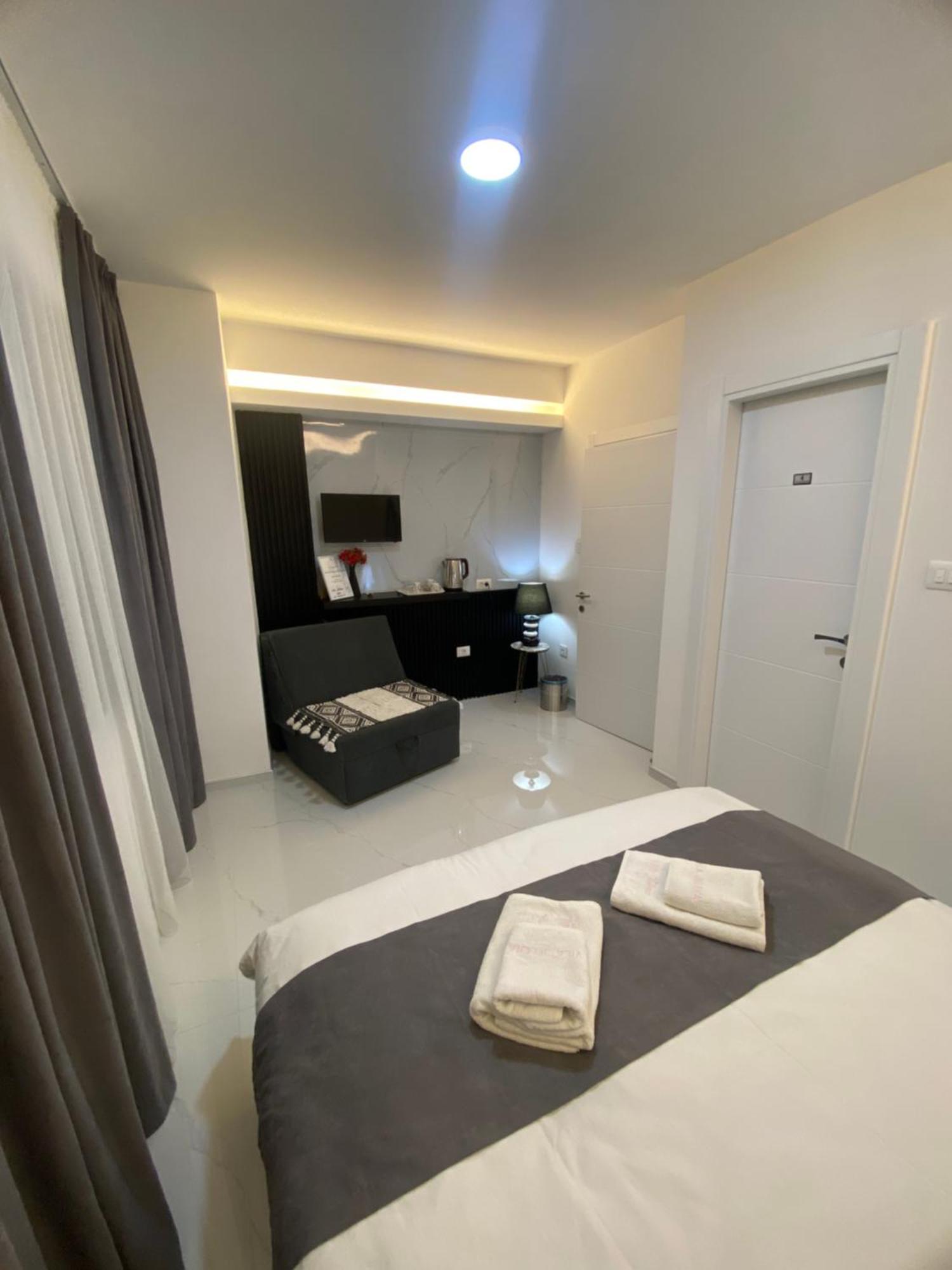 Villa Jelena เนโกทิโน ภายนอก รูปภาพ